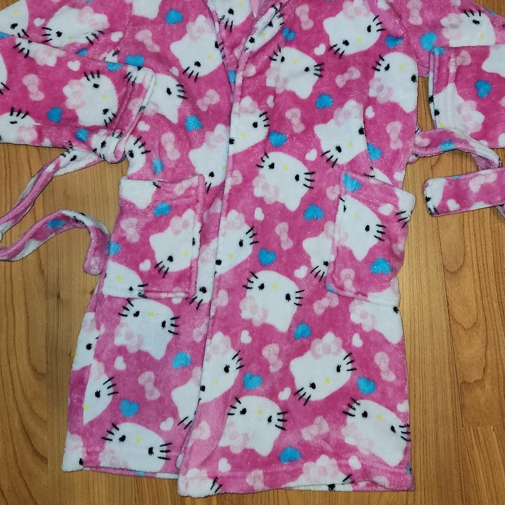 HELLO KITTY by Sanrio, Girls Soft Fleece Pink Robe, Size 10/12 EUC - Picture 5 of 8